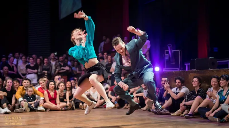 Frida & Skye dancing