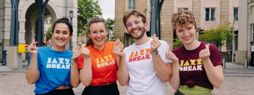 Team Jazz Break close-up